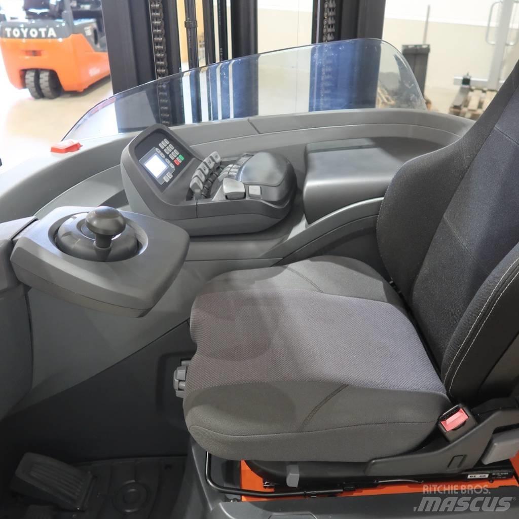 Toyota RRE160H Wózki widłowe wysokiego składowania