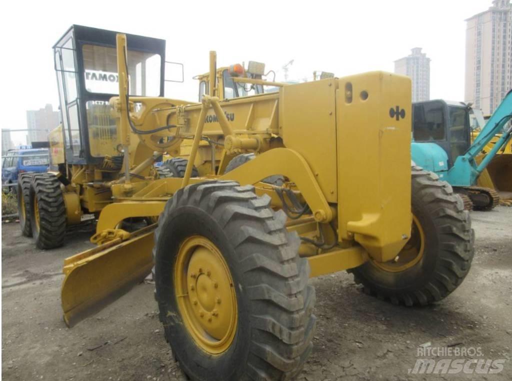 Komatsu GD 623 Równiarki