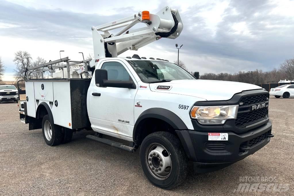 RAM 5500 TRADESMAN Podnośniki koszowe