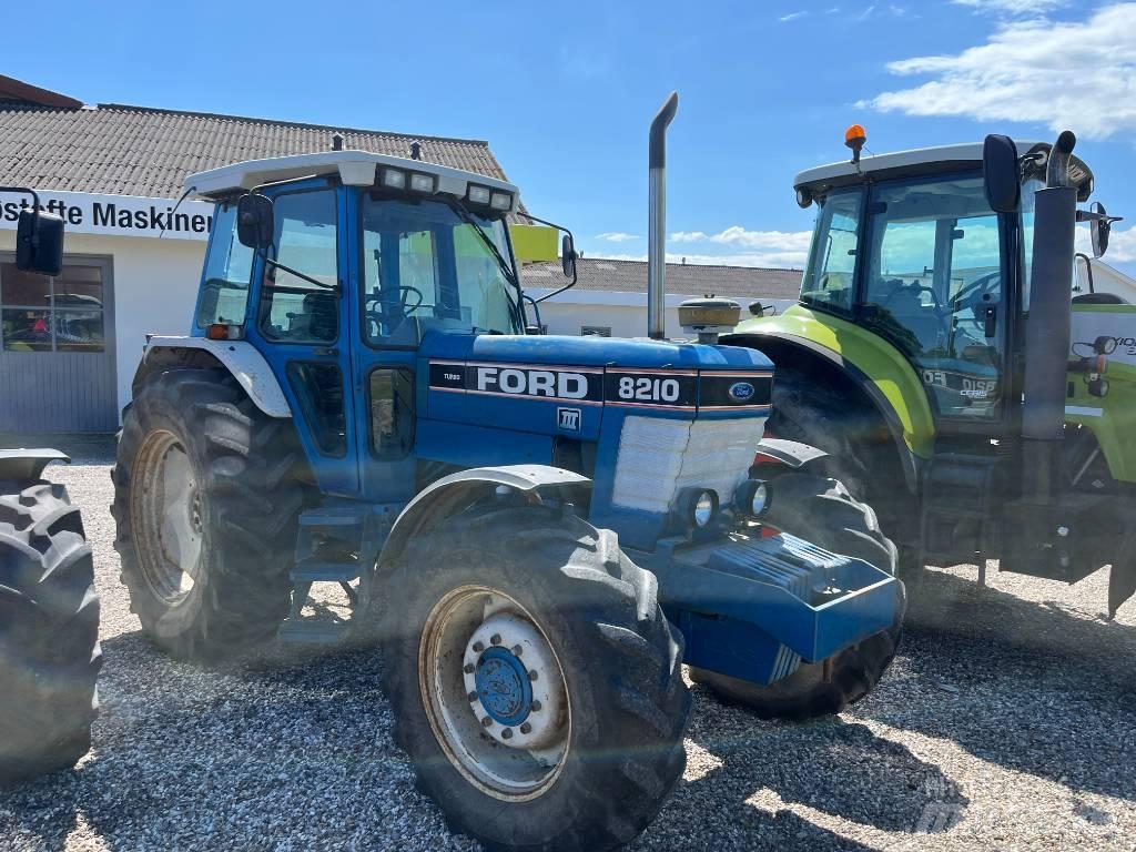 Ford 8210 Force III Ciągniki rolnicze