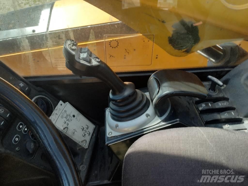JCB 541 AGS Ładowarki rolnicze