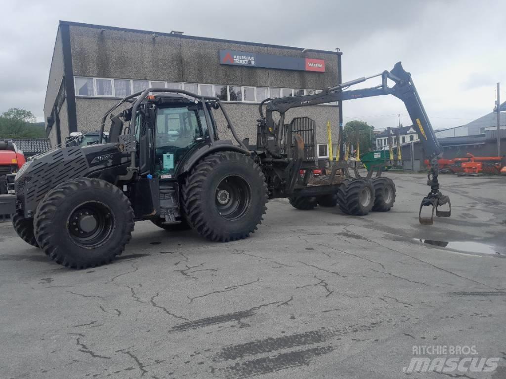 Valtra T 175 ED Traktory leśne