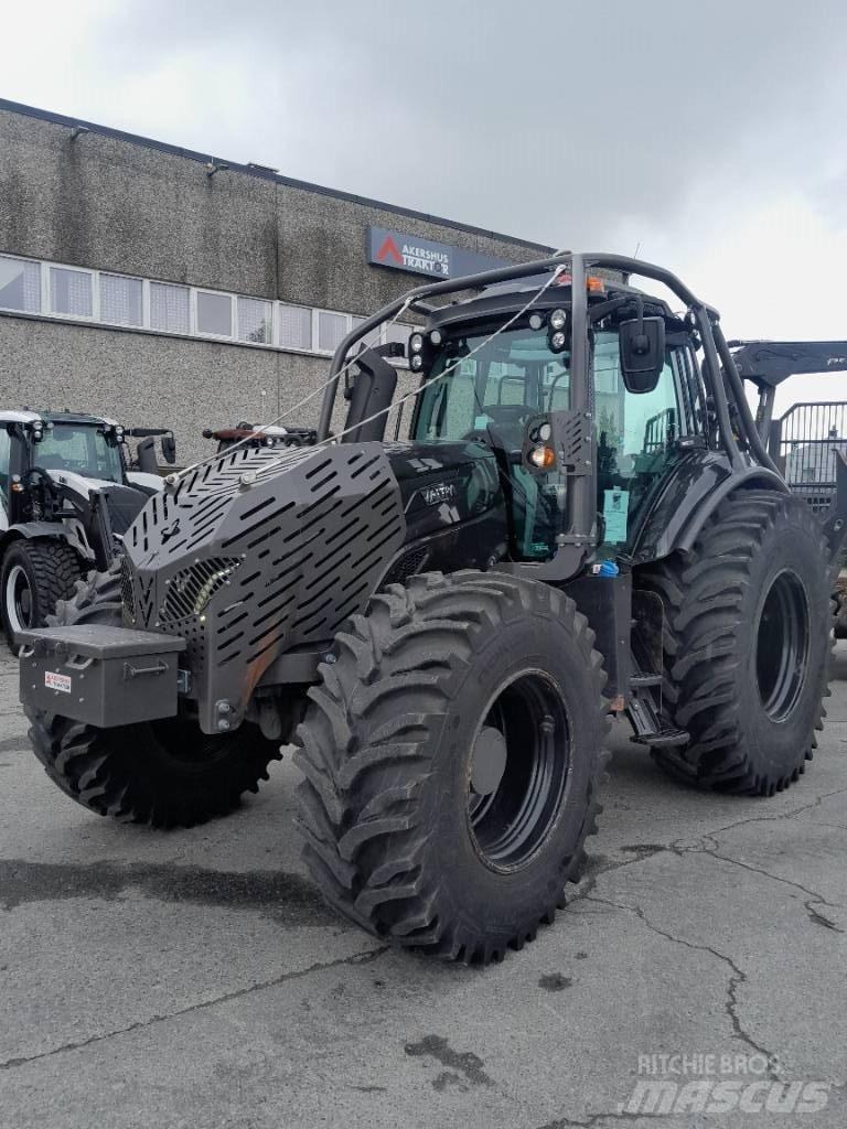 Valtra T 175 ED Traktory leśne