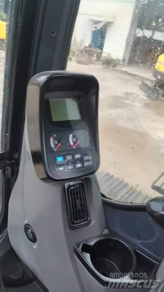Kobelco 140-8 Koparki gąsienicowe