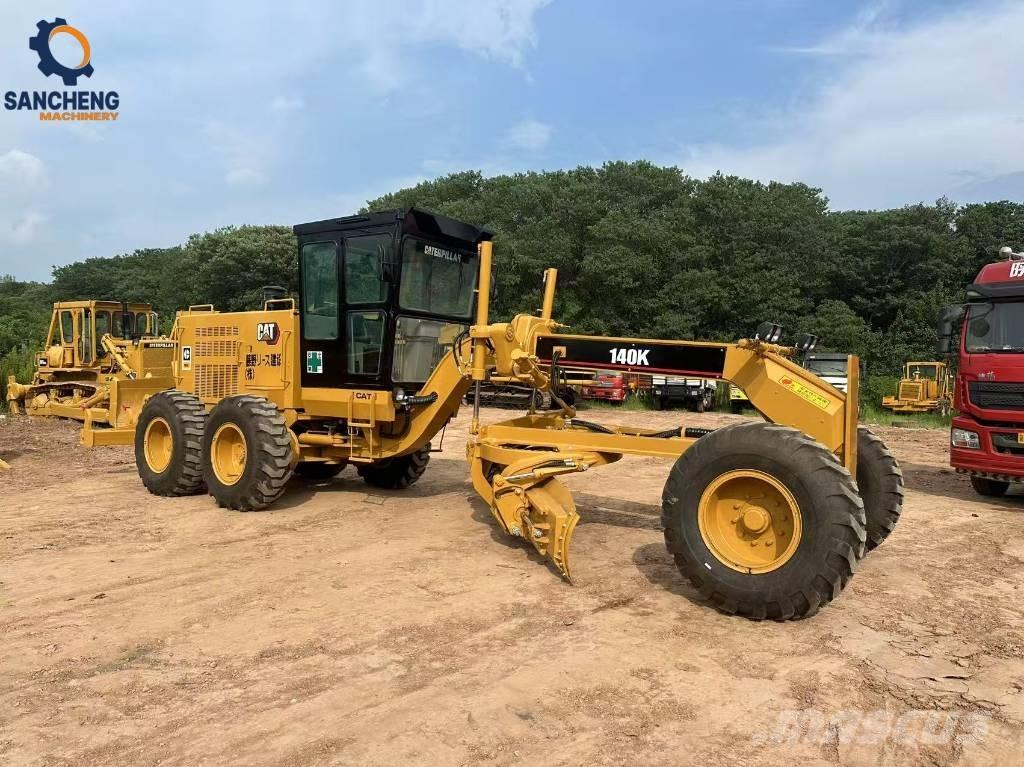 CAT 140 K Równiarki