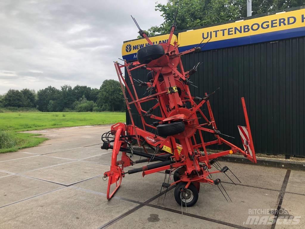 Kuhn GF 8702 Zgrabiarki i przetrząsacze