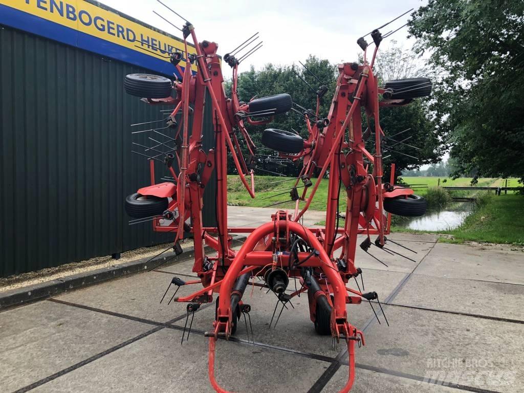 Kuhn GF 8702 Zgrabiarki i przetrząsacze