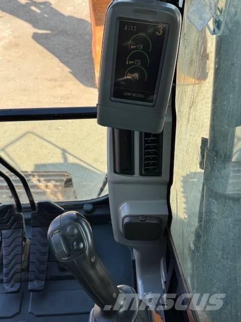 CAT 321 D Koparki gąsienicowe