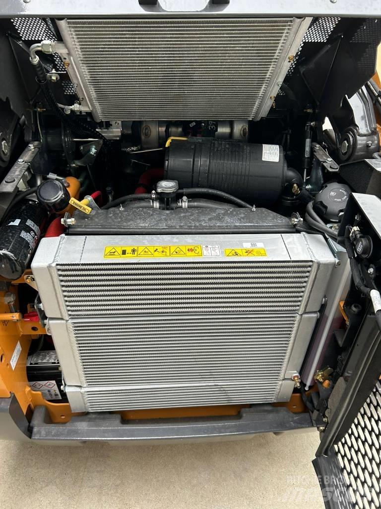 CASE SV185B Ładowarki burtowe
