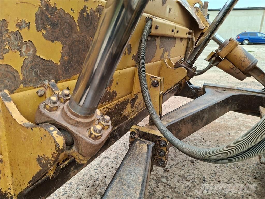 CAT D6R XL Maszyny budowlane - Inne