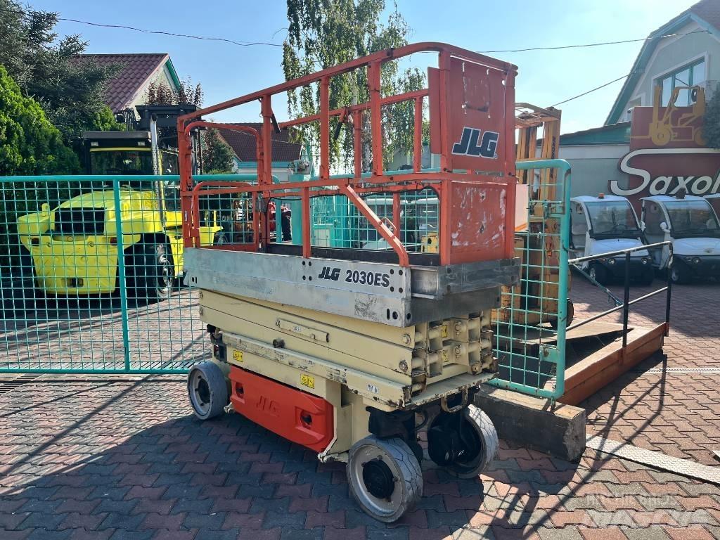JLG 2030ES     V-3450 Podnośniki masztowe