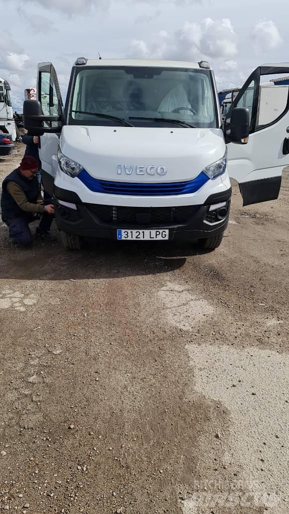 Iveco Daily 70C14GNC Sprzęt do usuwania gruzu