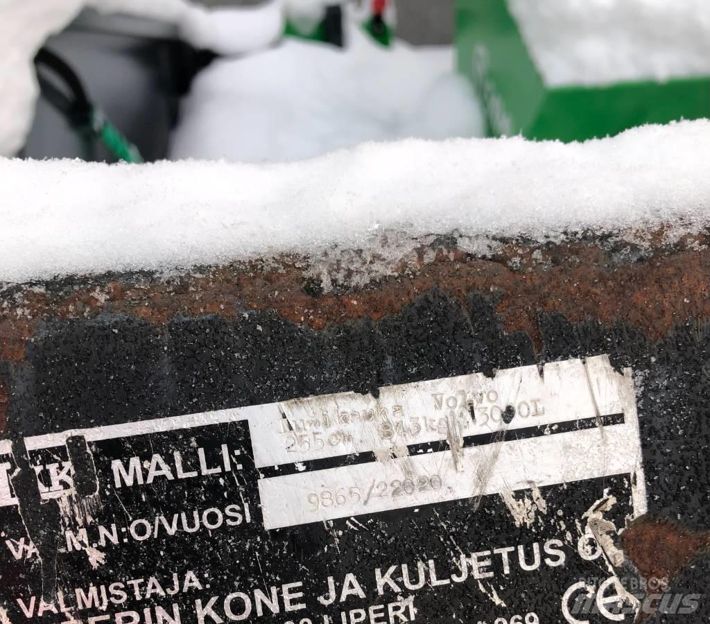  LKK Lumikauha 3000L Inny sprzęt do załadunku i kopania