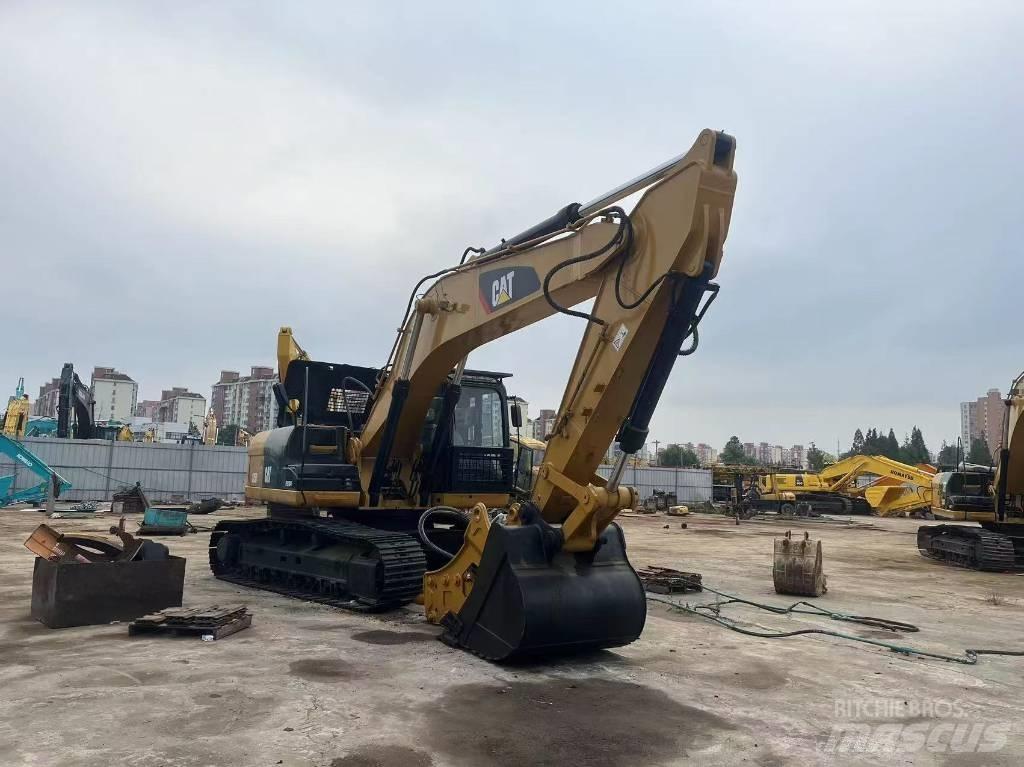 CAT 325D Koparki gąsienicowe