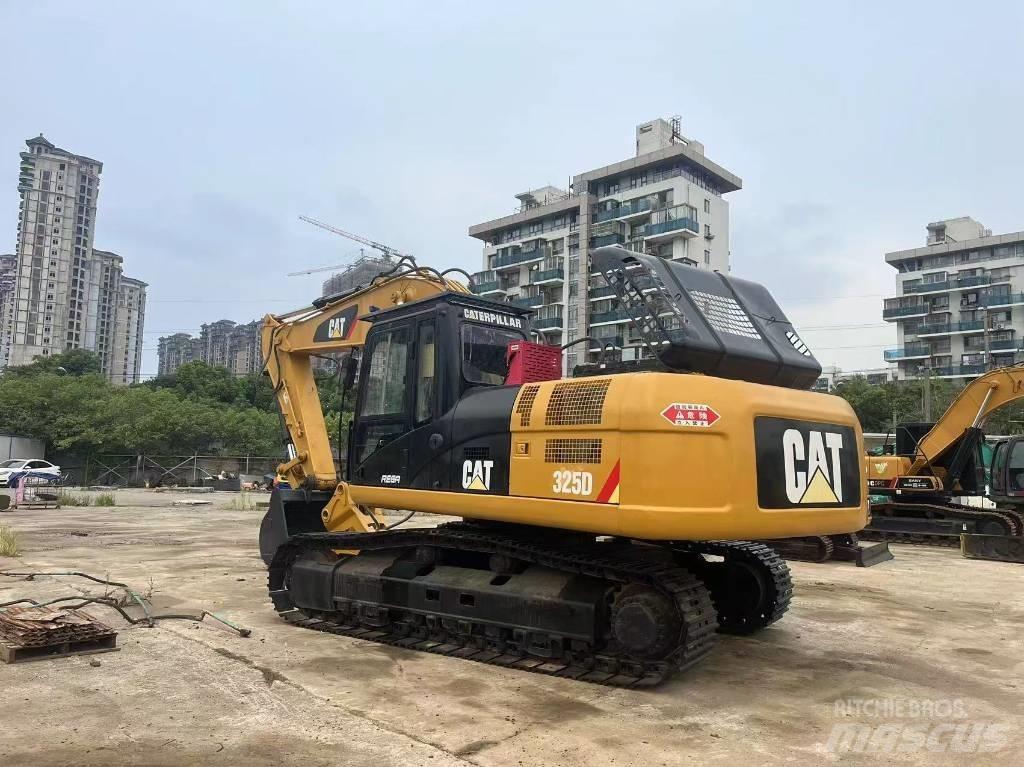 CAT 325D Koparki gąsienicowe