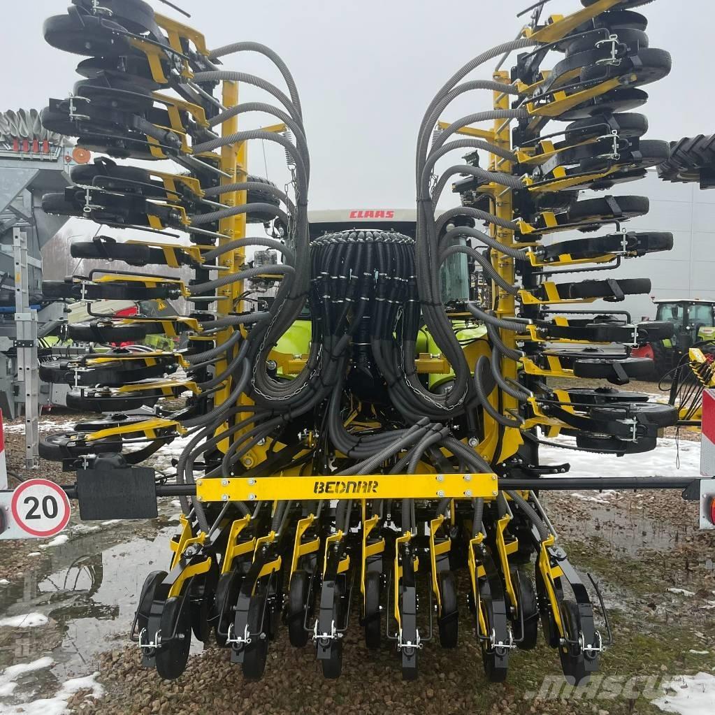 Bednar CORSA CN 6000 Siewniki