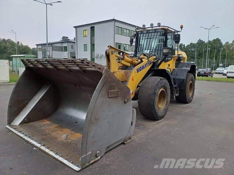 Komatsu WA 320-8 Ładowarki kołowe
