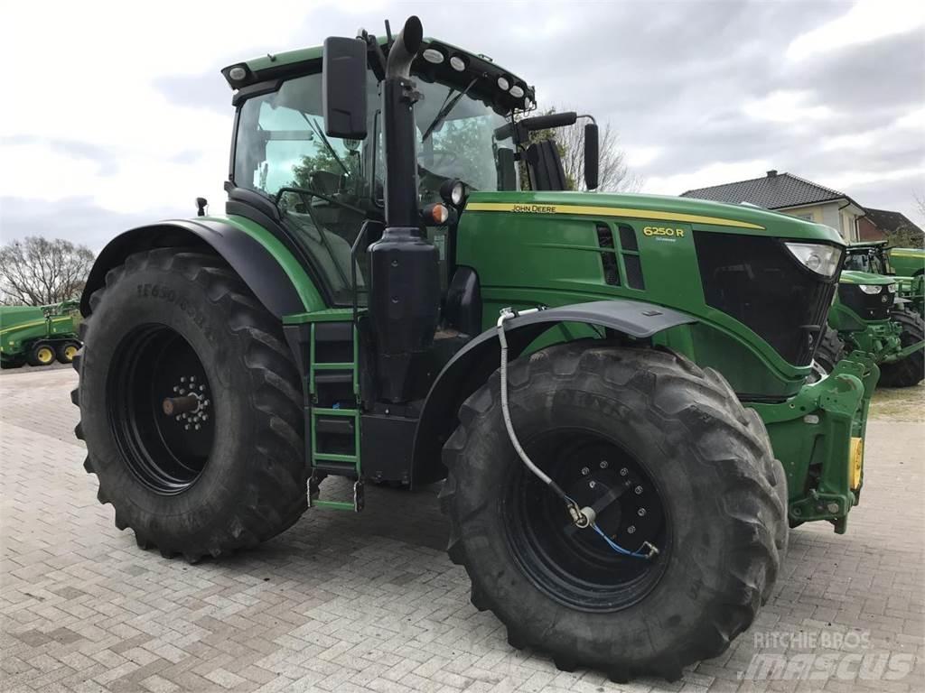 John Deere 6250R Ciągniki rolnicze