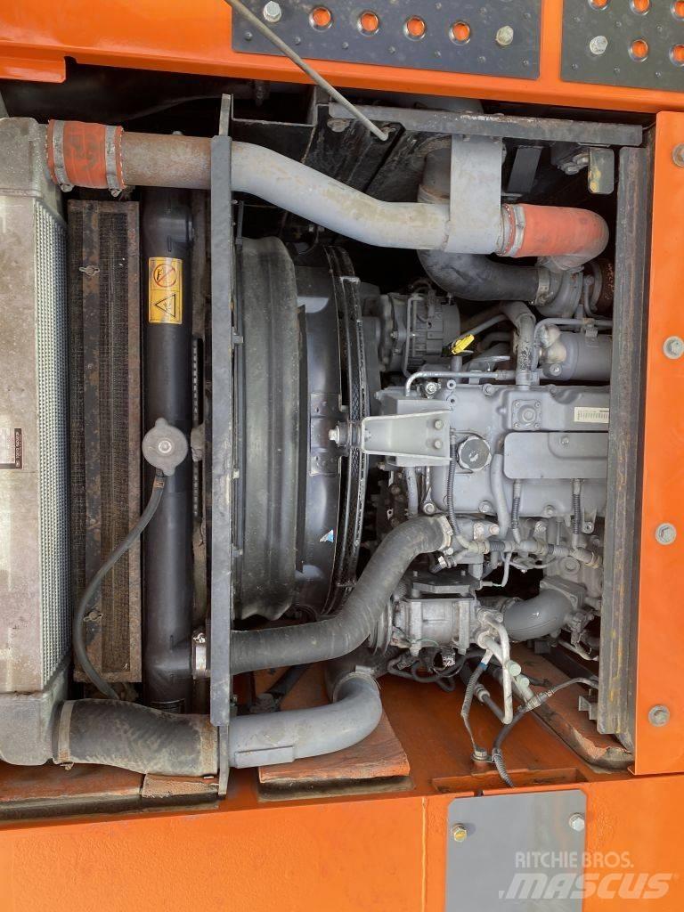 Hitachi ZX 140 W-3 Koparki kołowe