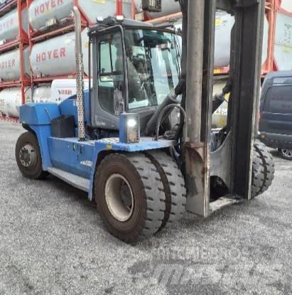Kalmar DCG1700-12, Wozy do składowania i transportu kontenerów