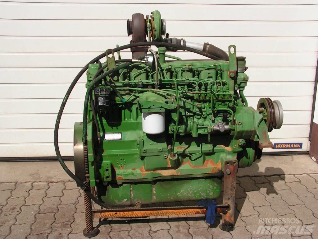 John Deere 2264 Silniki