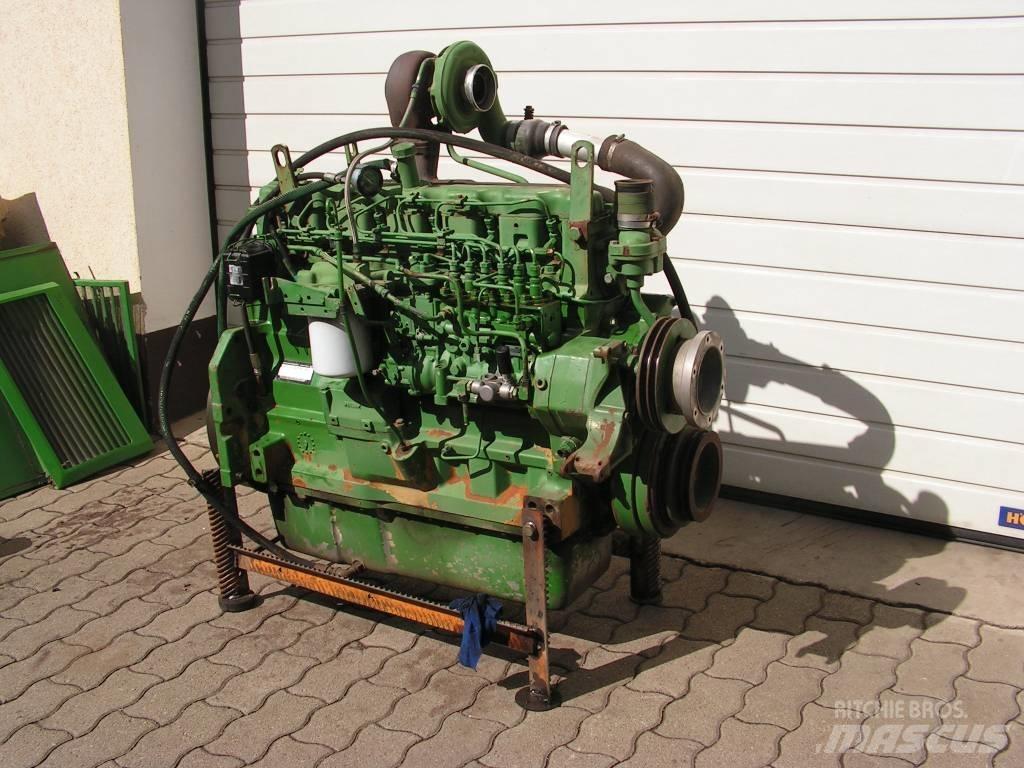 John Deere 2264 Silniki