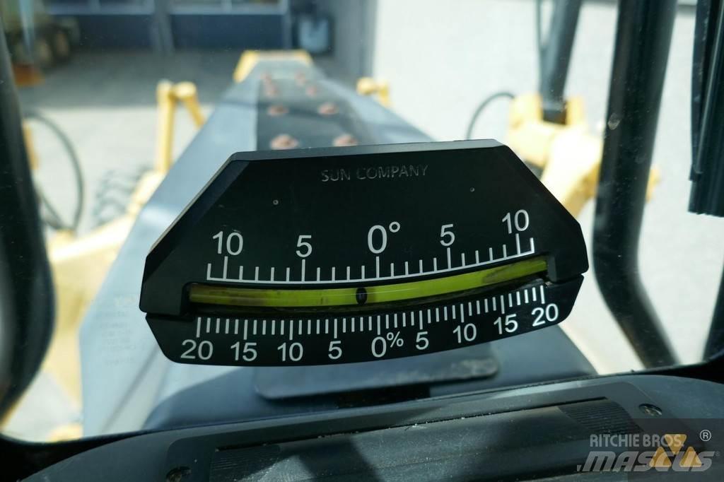 CAT 12M3 Równiarki