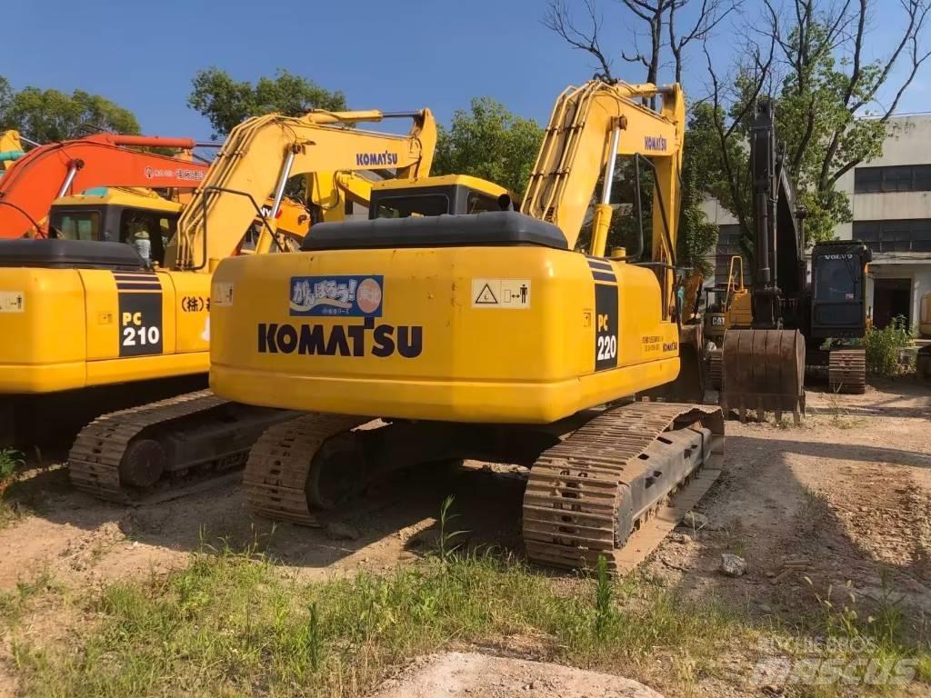 Komatsu PC220-7 Koparki gąsienicowe