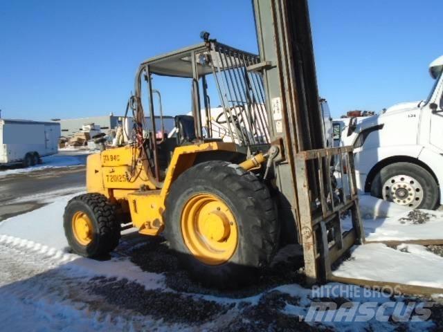 JCB 940 Wózki widłowe terenowe