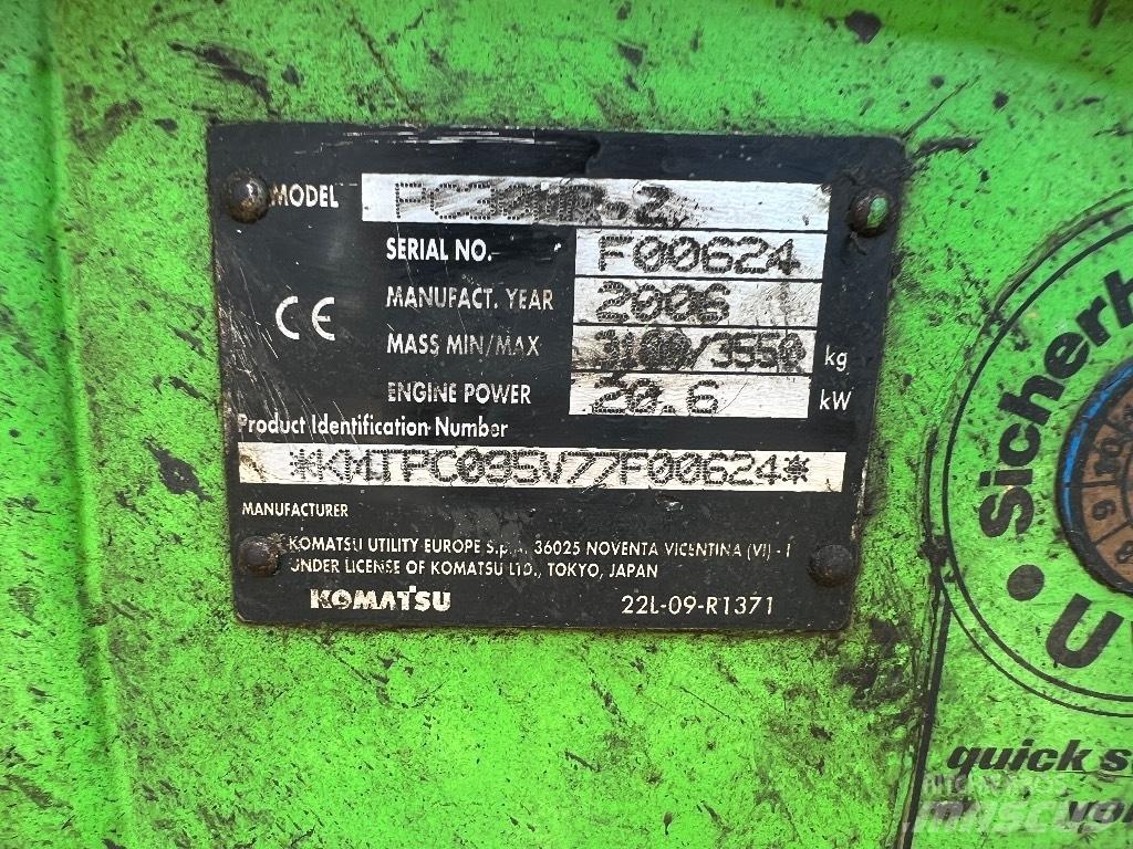 Komatsu PC 30 MR-2 Minikoparki