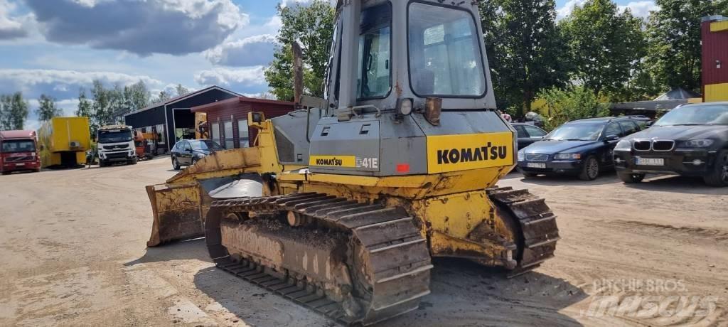 Komatsu D 41 E-6 Spycharki gąsienicowe