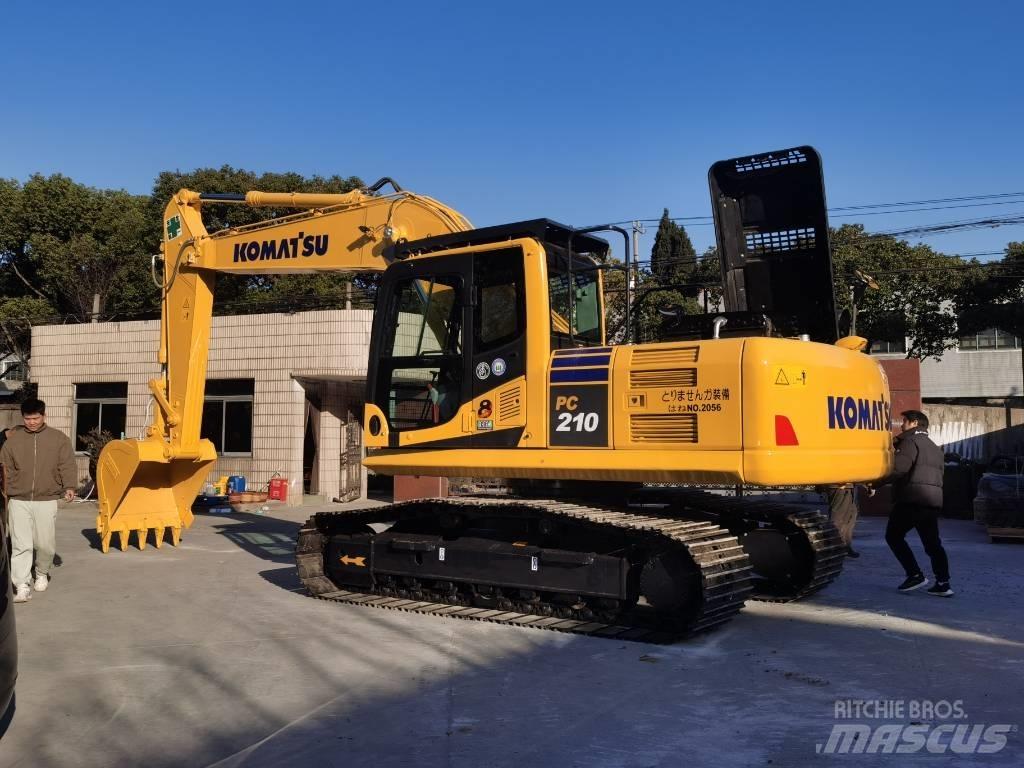 Komatsu PC 210-8 Koparki gąsienicowe