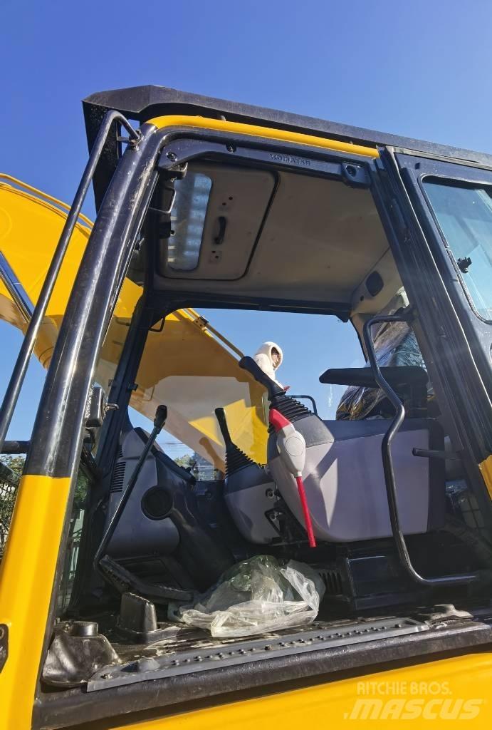 Komatsu PC 210-8 Koparki gąsienicowe