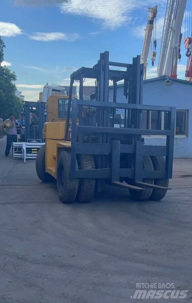 Komatsu 10 Ton Wózki Diesla