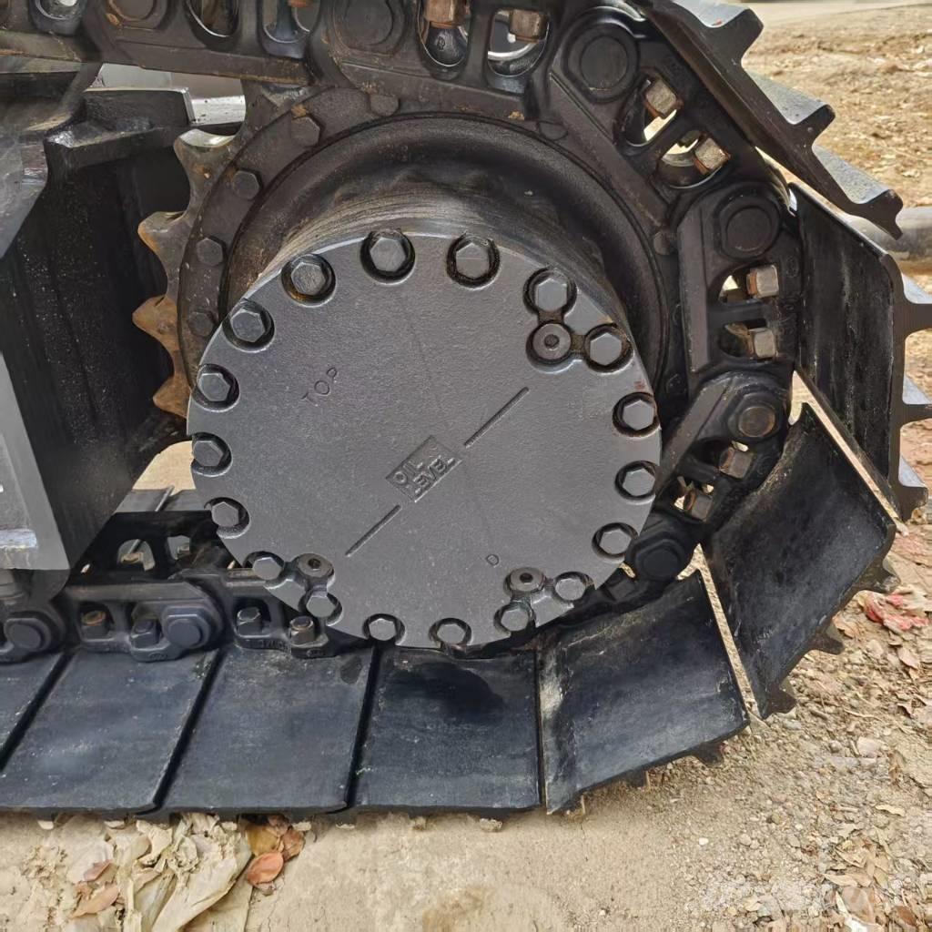 Komatsu PC 200 Koparki gąsienicowe