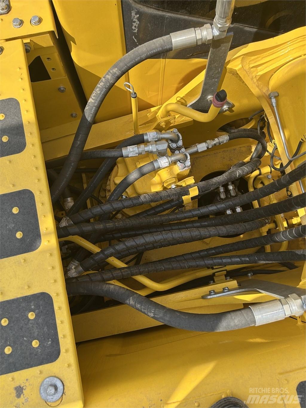 Komatsu PC 240 Koparki gąsienicowe