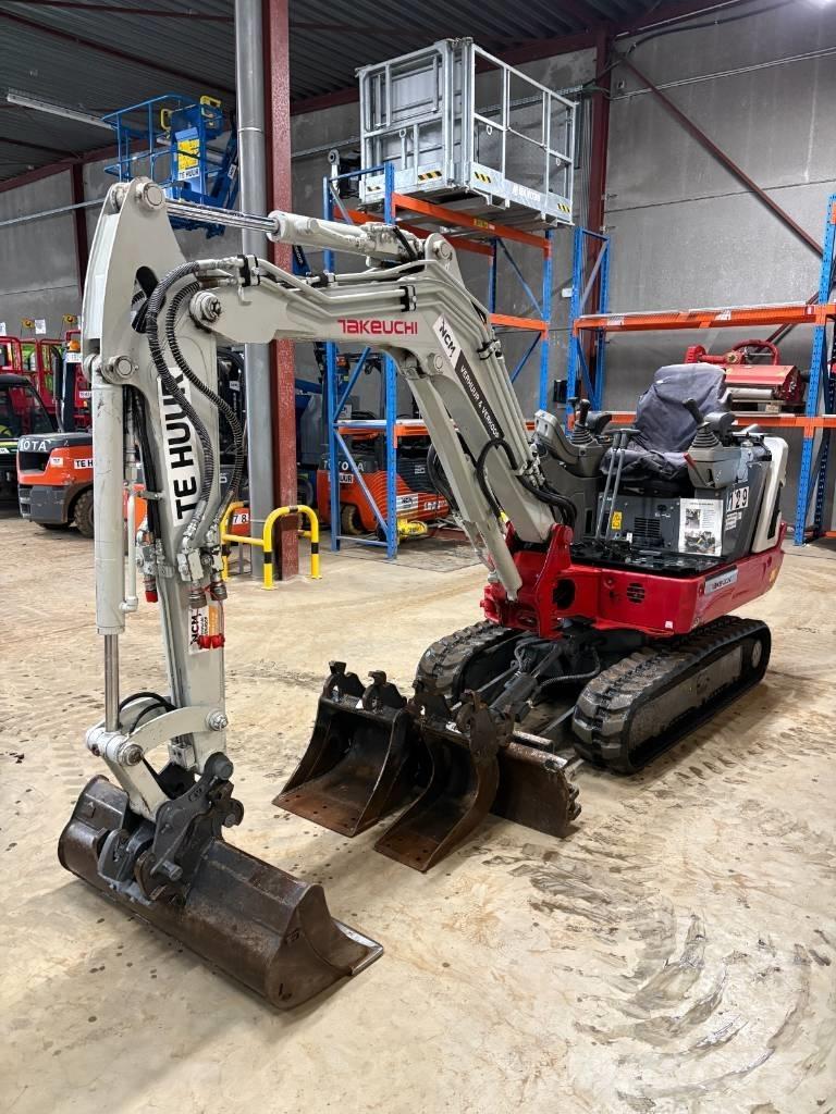 Takeuchi TB 225 Minikoparki