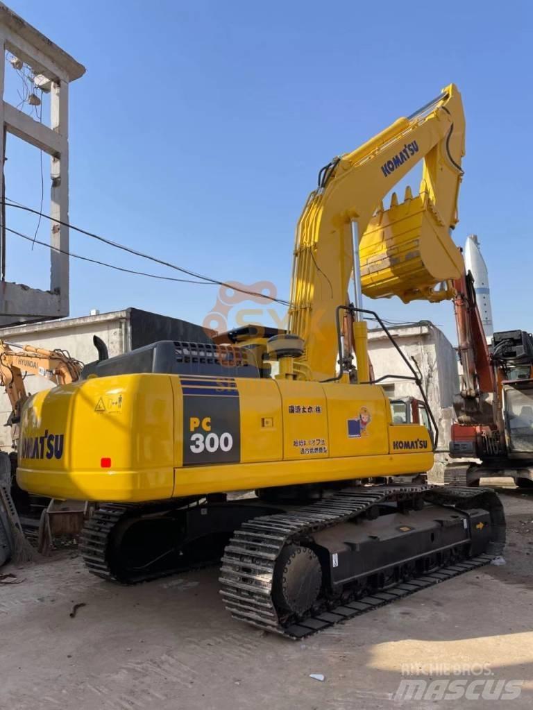 Komatsu PC 300 Koparki gąsienicowe