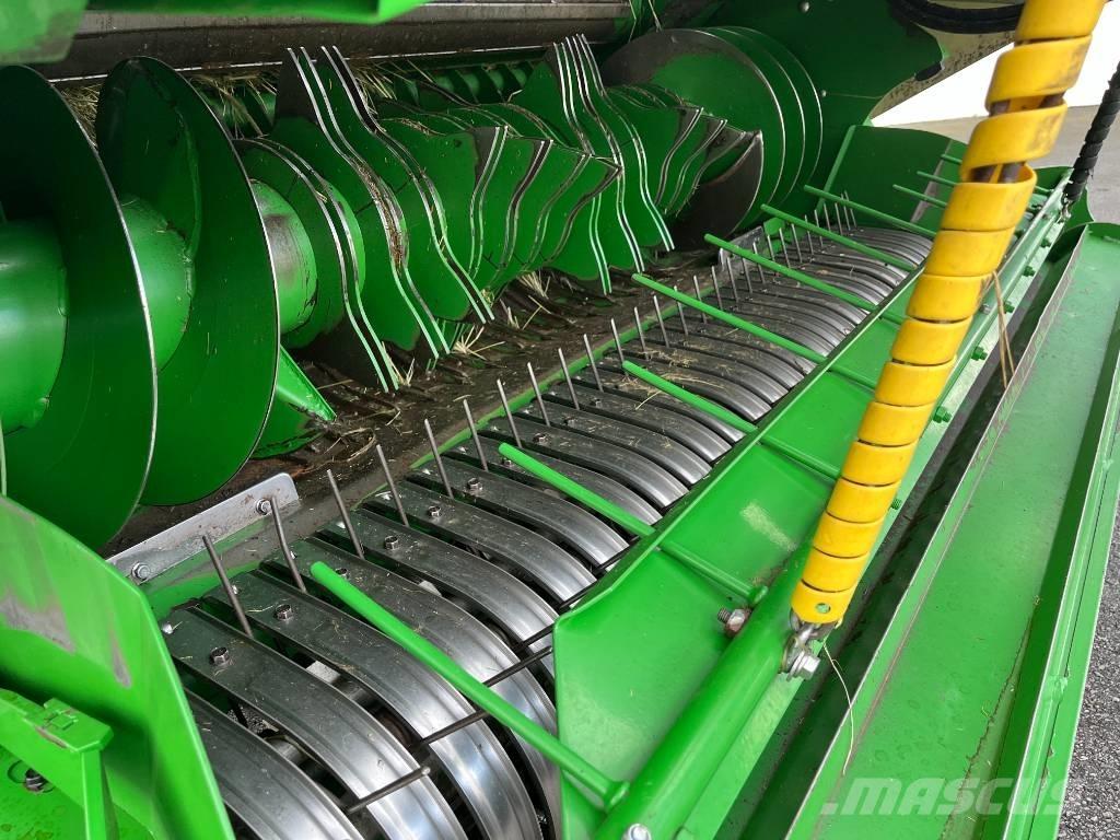 John Deere V 451R Prasy zwijające