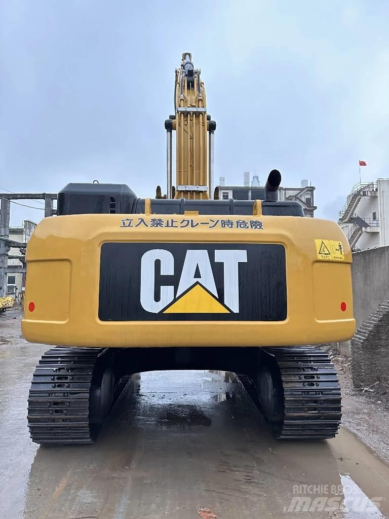 CAT 330D2 Koparki gąsienicowe
