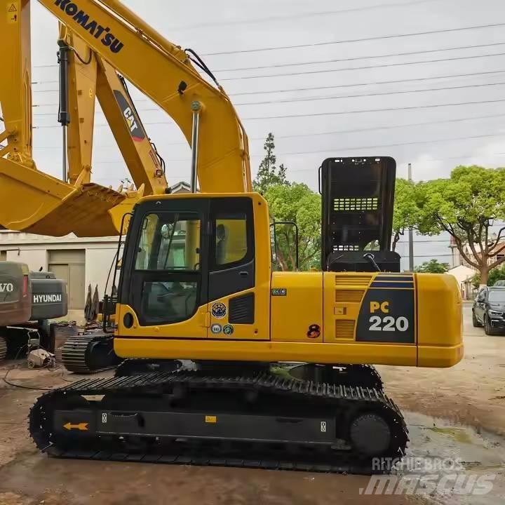Komatsu PC220-8 Koparki gąsienicowe