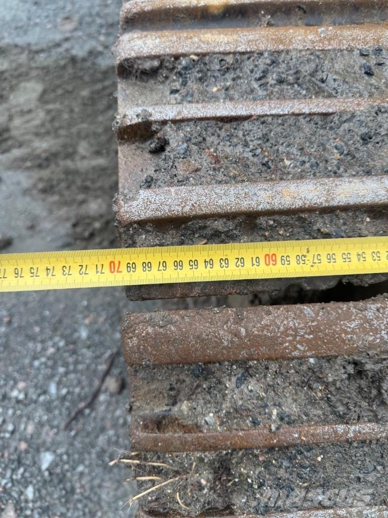 Hitachi ZX 225 USR-3 Koparki gąsienicowe