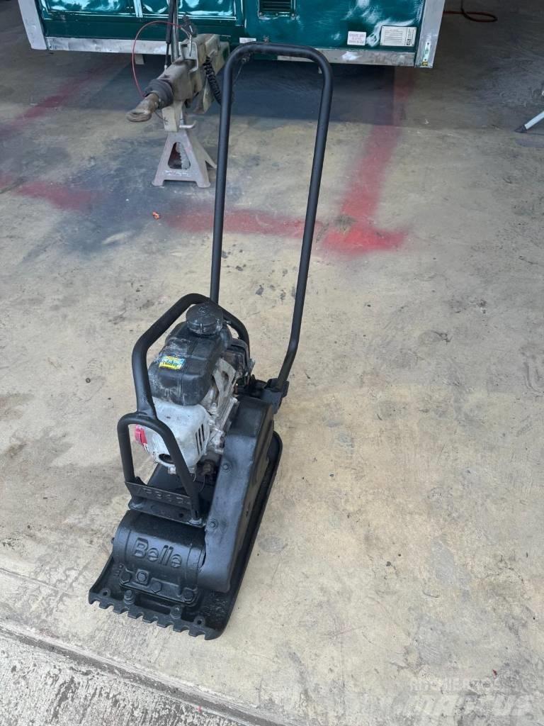 Belle LC3251 Ubijaki wibracyjne