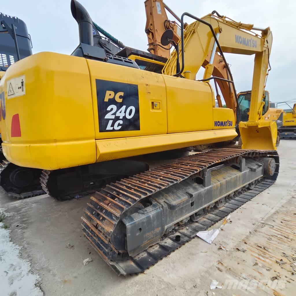 Komatsu PC 240-8 Koparki gąsienicowe