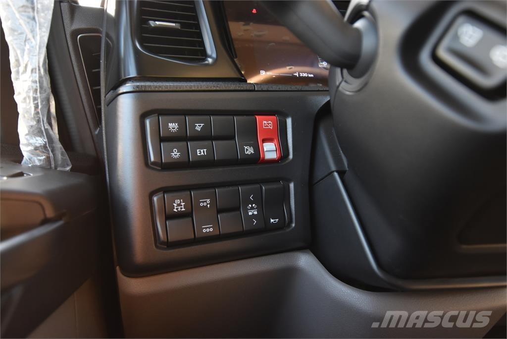 Scania R590 8X4 Pojazdy pod zabudowę