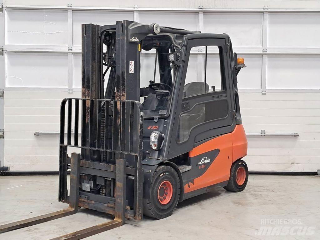 Linde E30-01 Wózki elektryczne