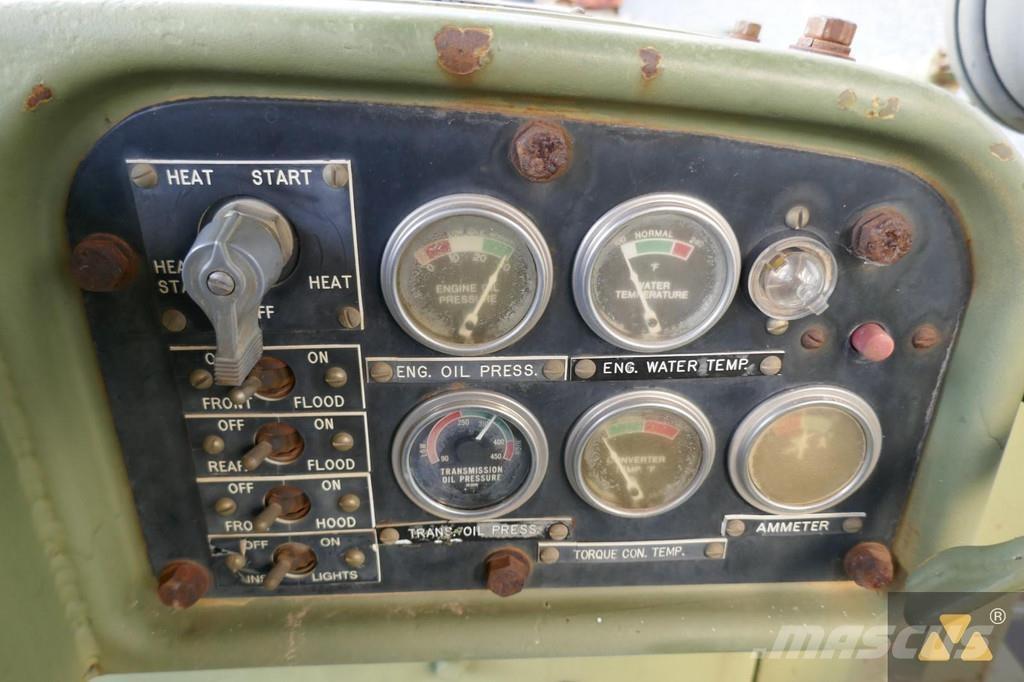 CAT D7F Ex-army Spycharki gąsienicowe