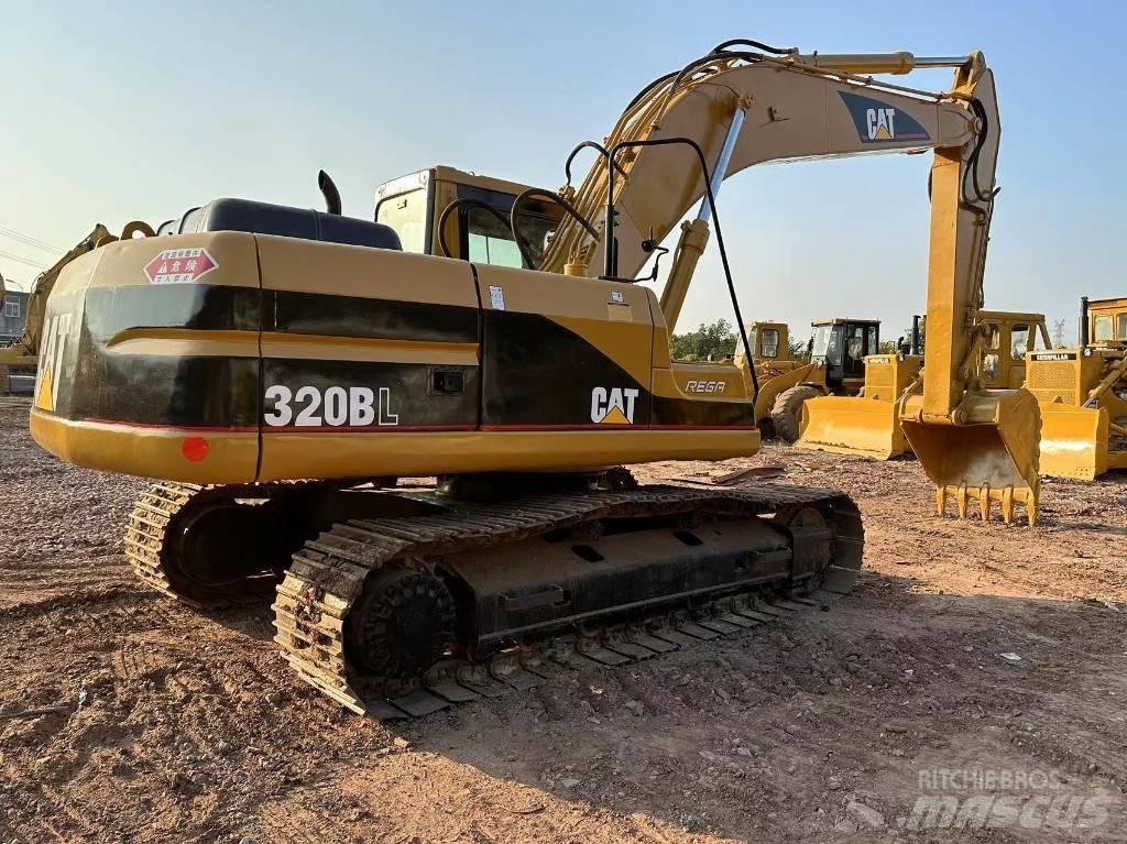 CAT 320 B L Koparki gąsienicowe