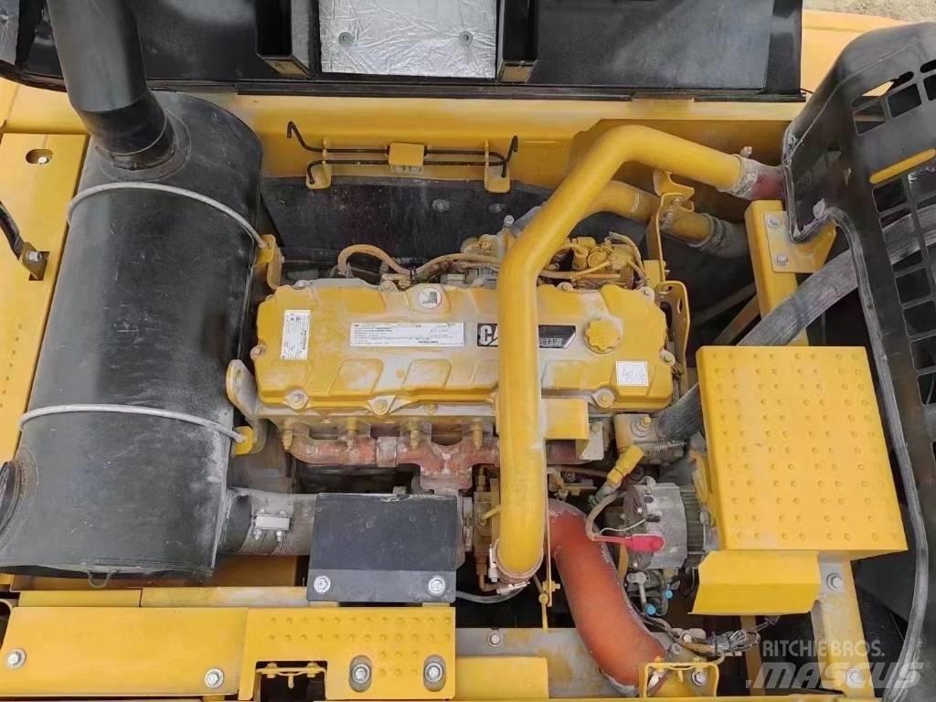 CAT 324 D Koparki gąsienicowe