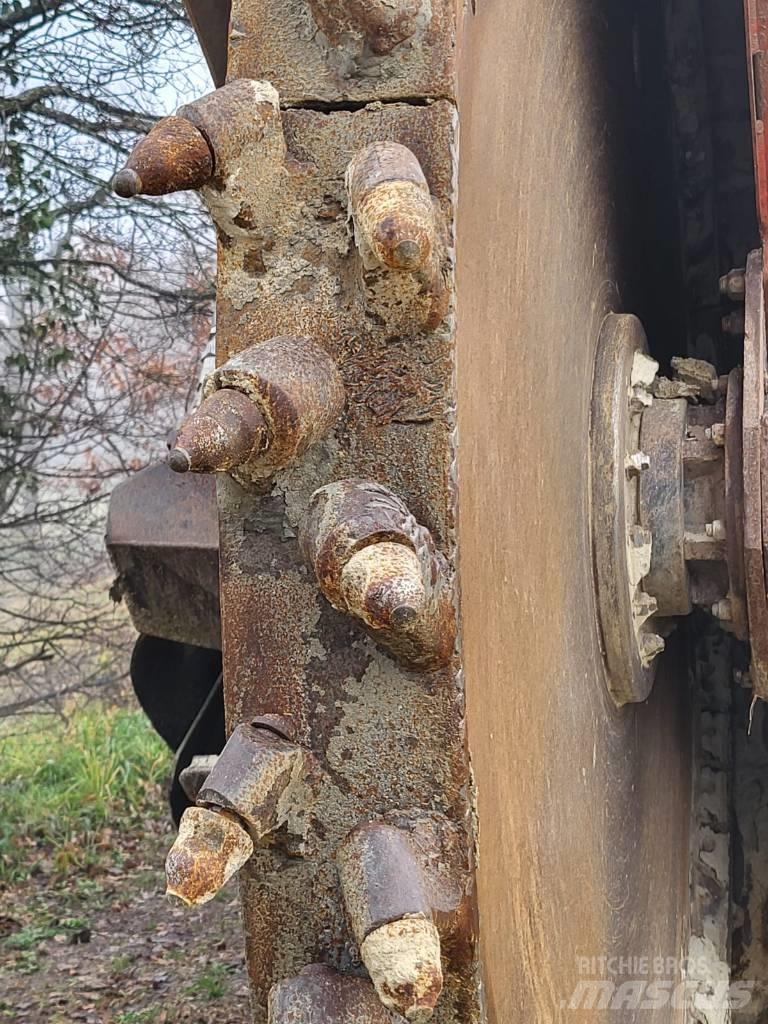 Ditch Witch RT125 Koparki łańcuchowe